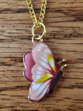 NWT Gold Chain Pink Butterfly Pendant Necklace - Unbranded
